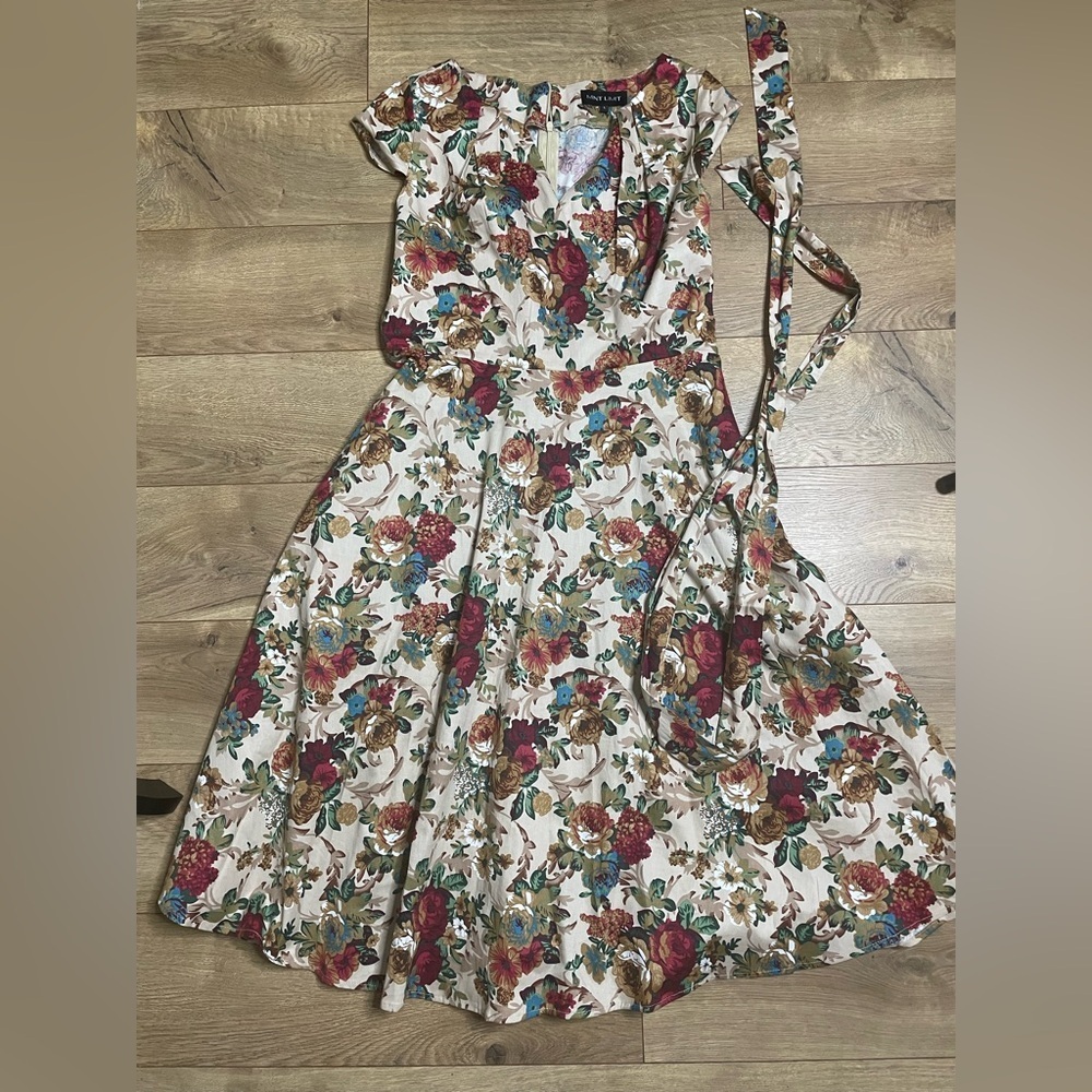 Mint Limit Women Tosa Floral Printed Multi-Color Midi Dress Size Large - Picture 13 of 16